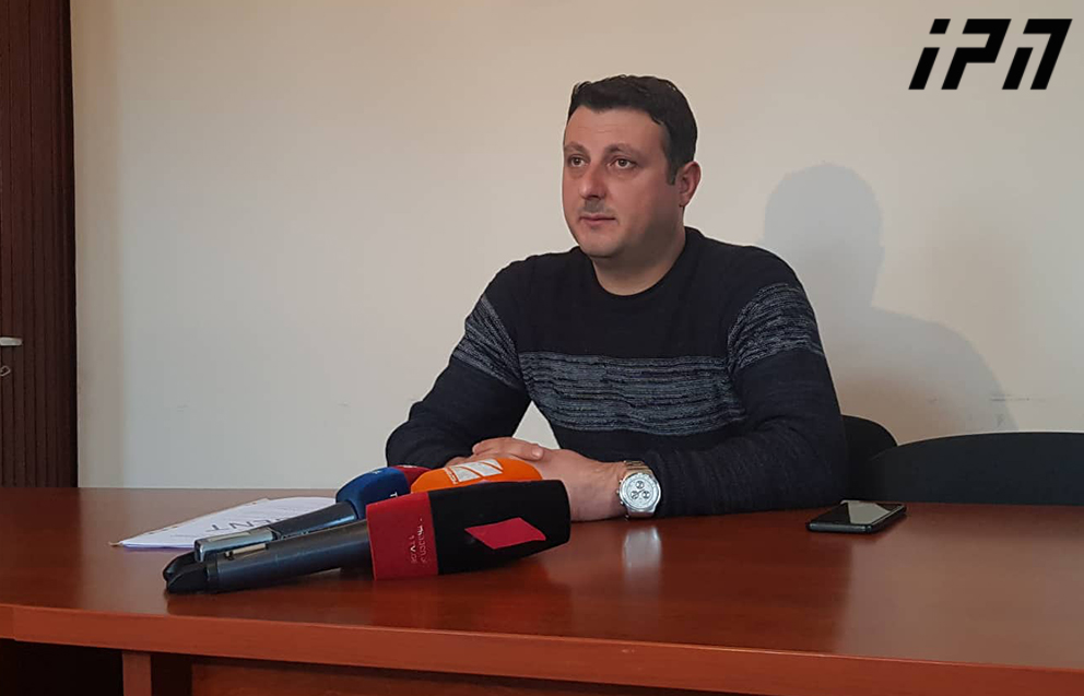 საფრანგეთში 3 წლის წინ დაკავებული ქართველი მეზღვაურის ოჯახი ხელისუფლებას დახმარებას სთხოვს