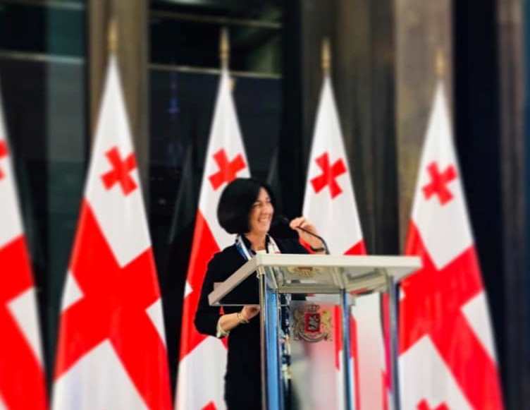 „საქართველოს ფერმერთა ასოციაციის“ თავმჯდომარე ნინო ზამბახიძემ პრეზიდენტის სარეზერვო ფონდის პროექტების მნიშვნელობაზე ისაუბრა