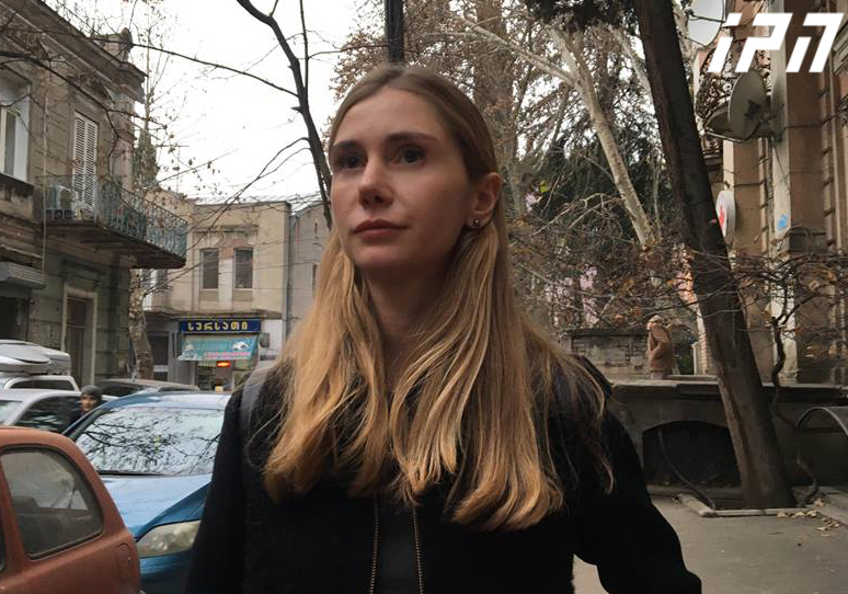 თინა ბოკუჩავას მტკიცებით, მმართველი პარტიის წარმომადგენლები ზუგდიდში მოქალაქეებს პირადობის მოწმობებს მოტყუებით ართმევენ