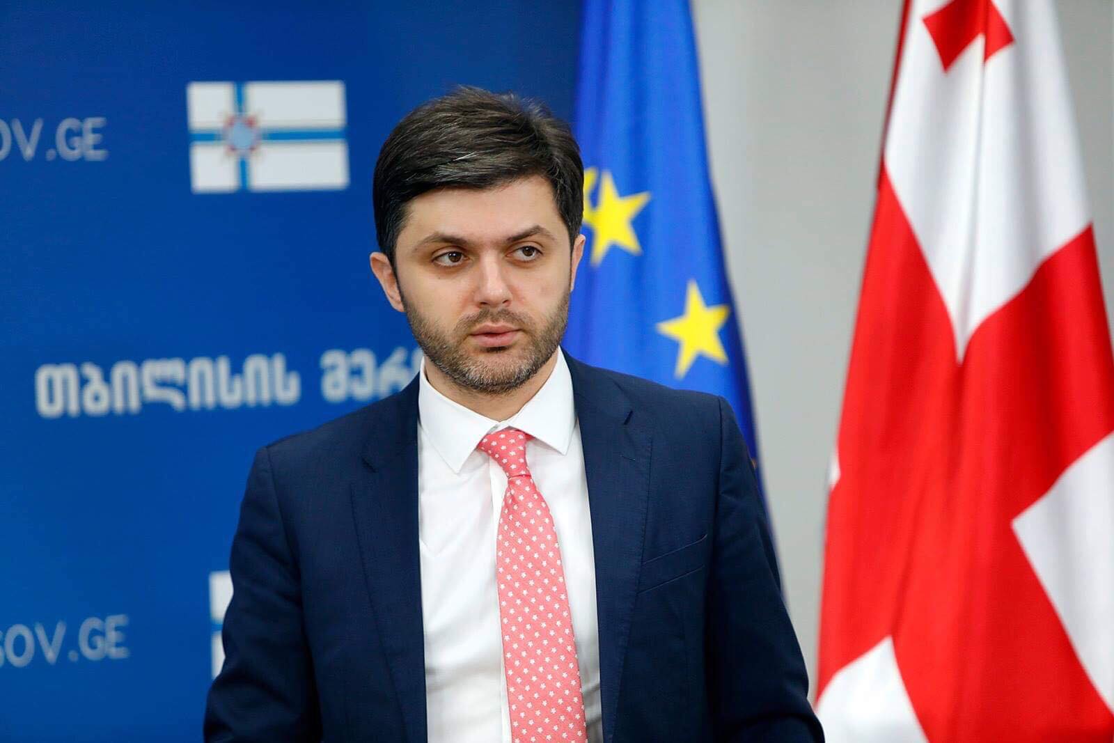 ირაკლი ხმალაძე - დავით მესხიშვილის კრიტიკას ვერ მივიღებ, რადგან ზონალურ პარკირებაზე საპილოტე პროექტს მას შემდეგ ვიწყებთ, რაც ავტობუსები თბილისში შემოვა