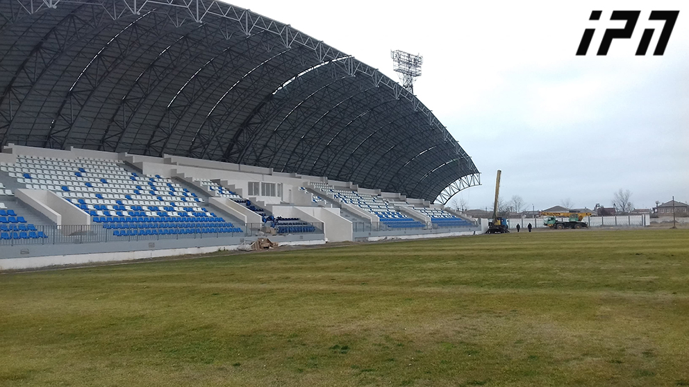 სტადიონებზე გულშემატკივრები 2 სკამის გამოტოვებით განთავსდებიან