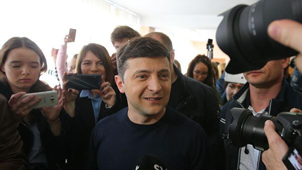 На выборах президента Украины лидирует актер и шоумен Владимир Зеленский