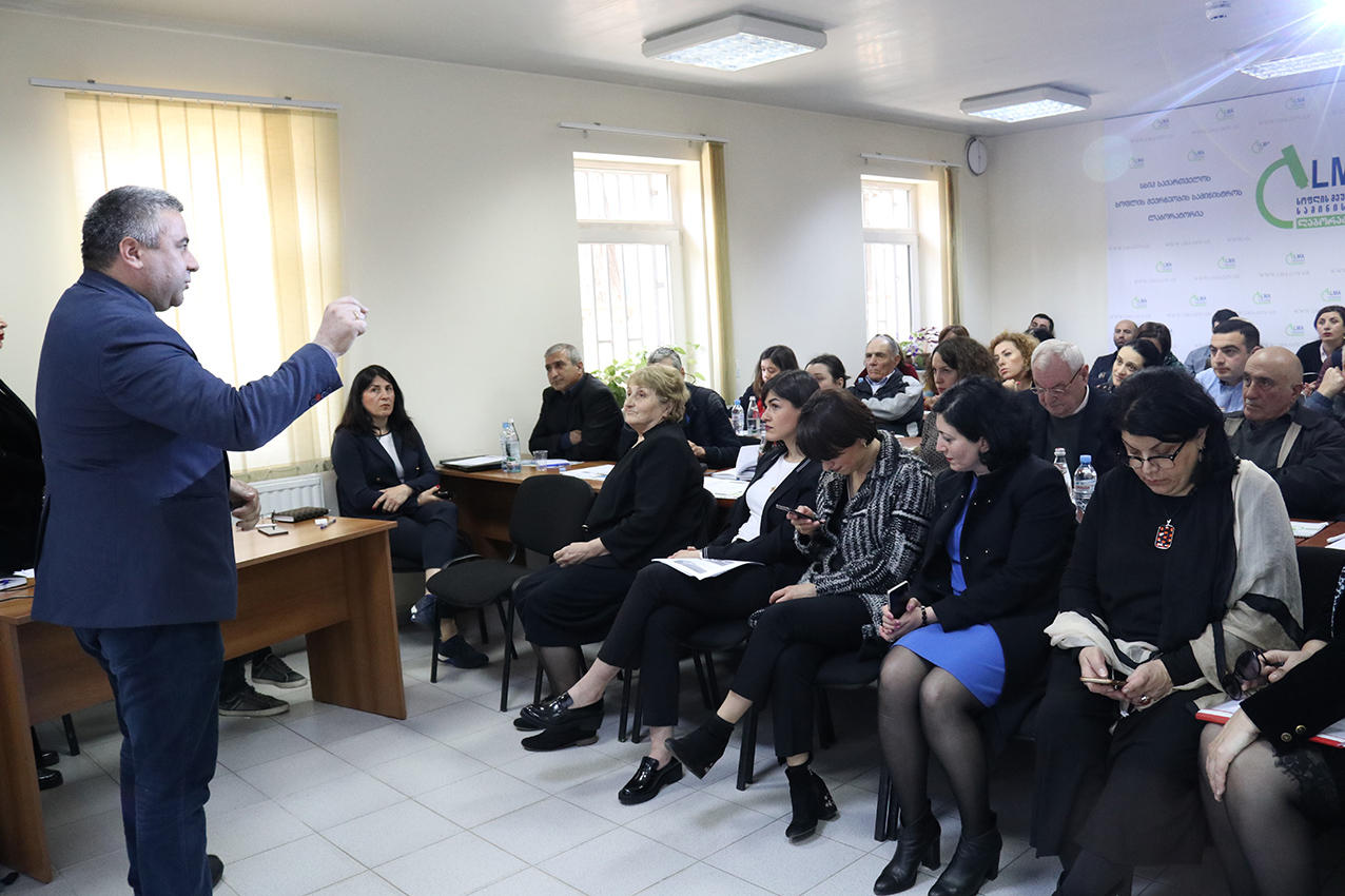მეფუტკრე ფერმერები და თაფლის მწარმოებლები სოფლის მეურნეობის სამინისტროს ლაბორატორიის შესაძლებლობებს გაეცნენ