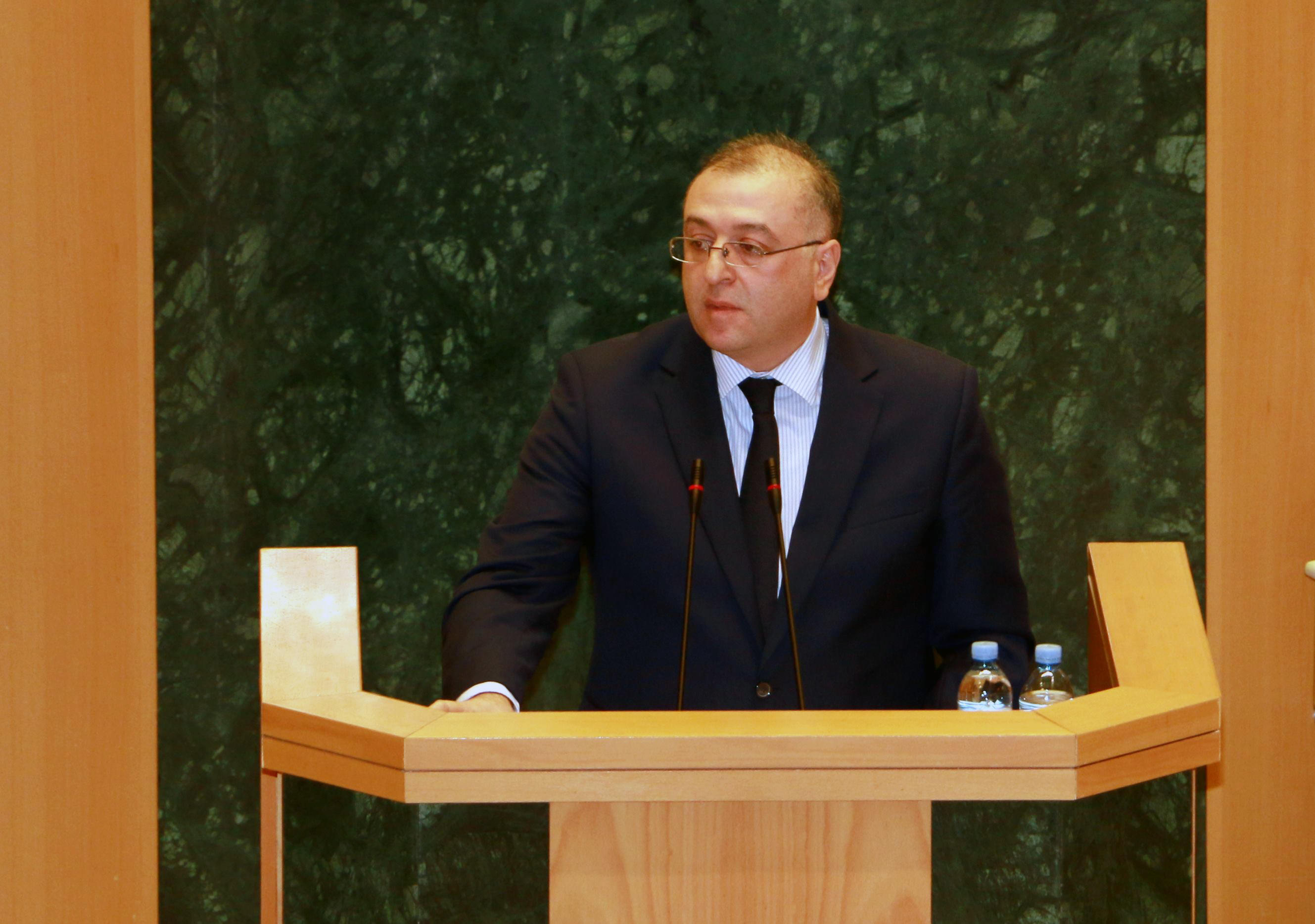 ეროვნული ბანკის პრეზიდენტი - არ ვაპირებ გადადგომას