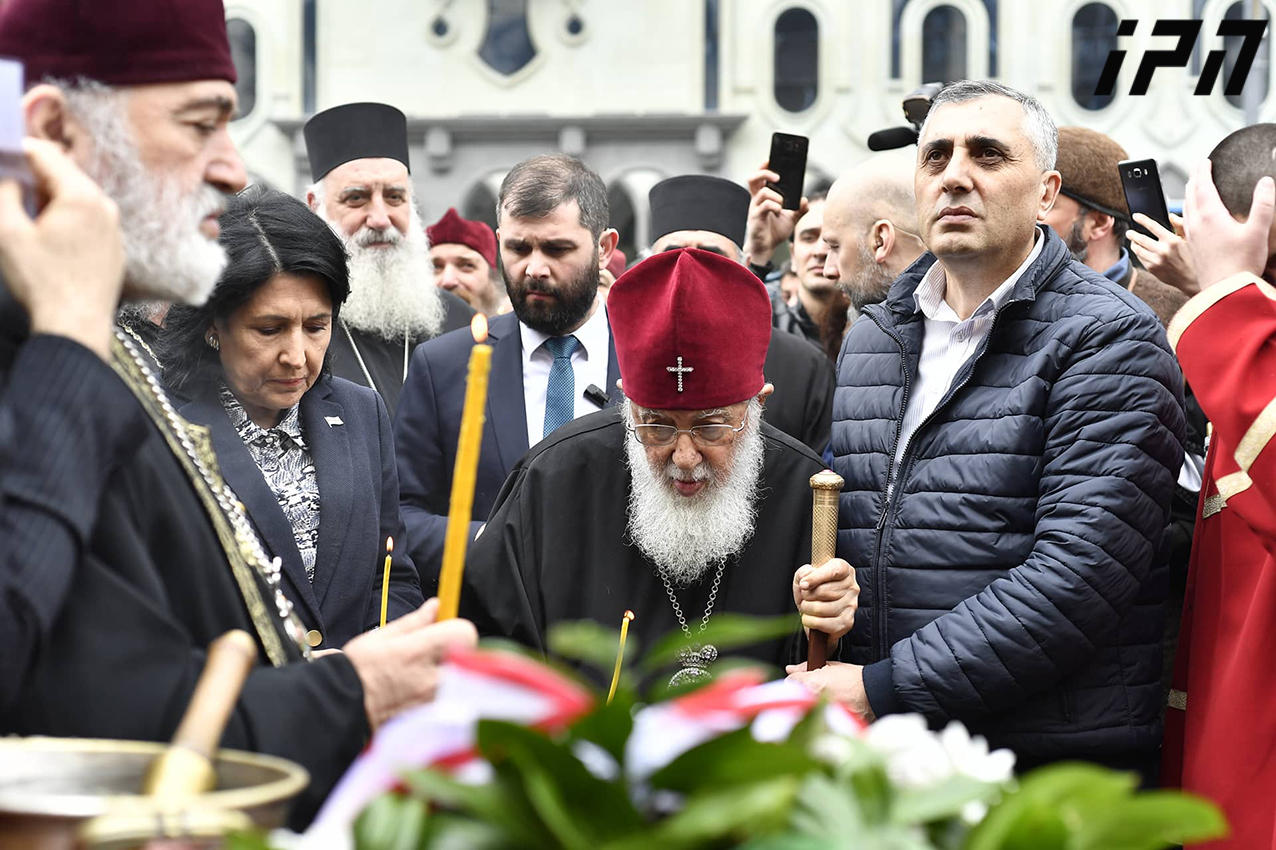Patriarch pays tribute to April 9 tragedy victims