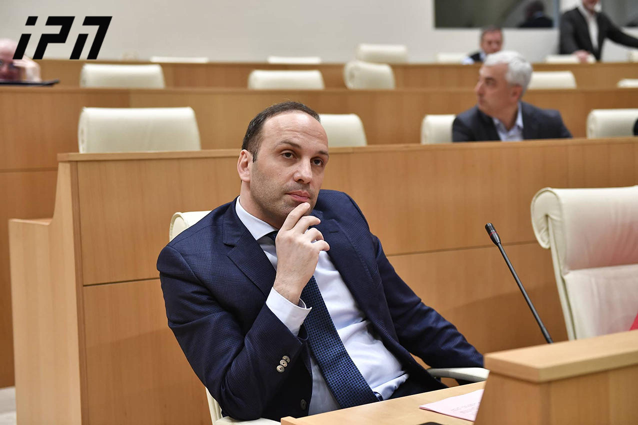 ლევან გოგიჩაიშვილი თბილისის ვიცე-მერს - იცოდით თუ არა, რომ თბილისის გენგეგმა  შეუსაბამო იყო ახალ ე.წ მშენებლობის კოდექსთან და რომ ამ კოდექსის ამოქმედებით შეიქმნებოდა კოლაფსი?!