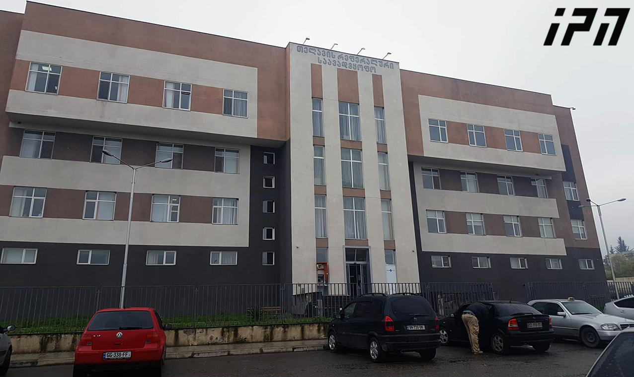 В Телавском муниципалитете подросток выстрелом из пневматического оружия ранил 9-летнего мальчика