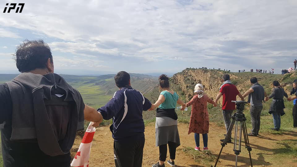 Civil activists make chain around the disputed part of the Davit Gareji Monastery