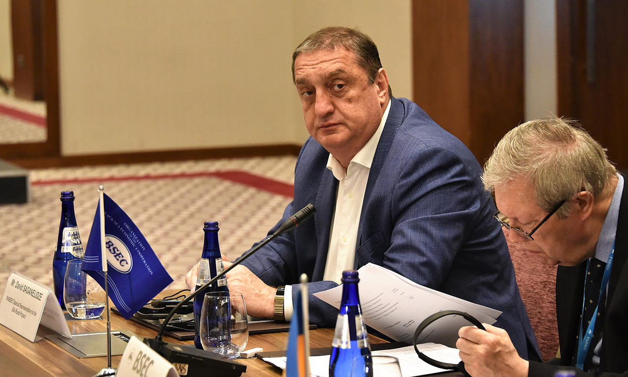 დავით საგანელიძის განცხადებით, Fitch Ratings-თან თანამშრომლობის დროებით შეჩერება „საპარტნიორო ფონდში“ მიმდინარე რეფორმებს უკავშირდება