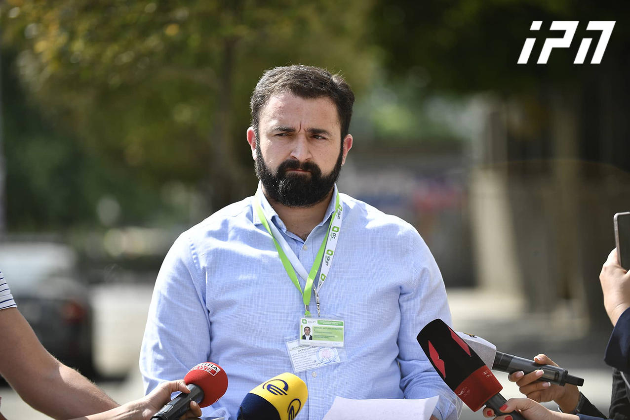 გიორგი კალანდარიშვილის განცხადებით, ის ცესკო-ში 13 წლის განმავლობაში, სხვადასხვა მთავრობის პერიოდში მუშაობდა, შესაბამისად, მის დამოუკიდებლობაზე სწორედ ეს ფაქტი მეტყველებს