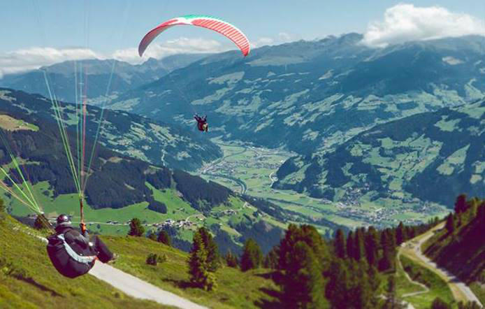 პარაპლანით ფრენების მარეგულირებელი კანონმდებლობა დამტკიცდა და უსაფრთხო ფრენებისთვის გუდაურის ტერიტორიაზე საჰაერო სივრცე გამოიყო