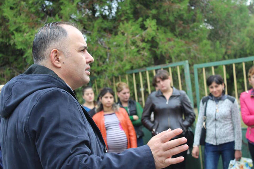 გურჯაანის მერი და ბაზრის მოვაჭრეები ერთმანეთს სიტყვიერად დაუპირისპირდნენ
