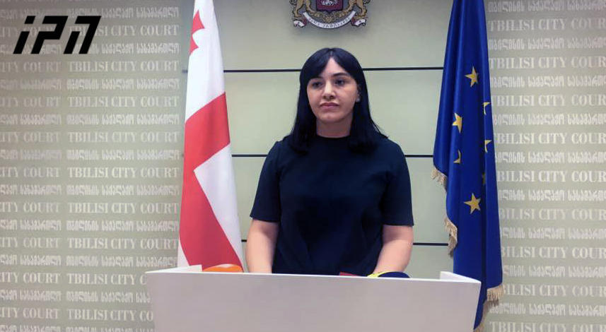 20-21 ივნისს განვითარებული მოვლენებისას დაკავებული 51 პირის პატიმრობიდან გათავისუფლებასთან დაკავშირებით, საქალაქო სასამართლოში ბრიფინგი გაიმართა