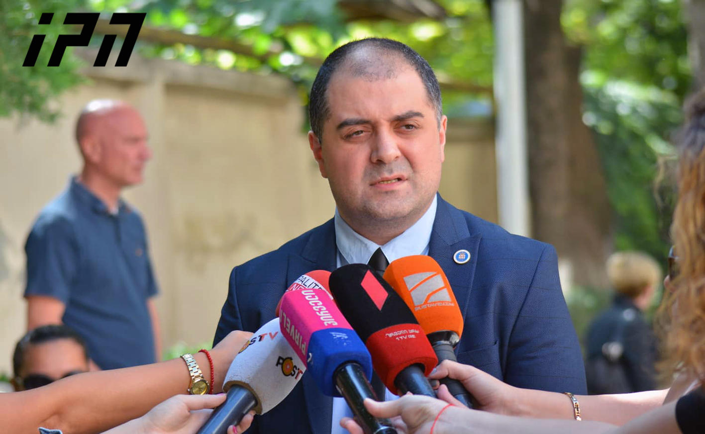 პროკურორის განცხადებით, შაქარაშვილის საქმეში ბრალდების მხარე გადამწყვეტ ნივთმტკიცებულებად ჩანთას არასდროს ასახელებდა