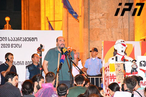 მიშა მშვილდაძე ზაქარია ქუცნაშვილს პასუხობს