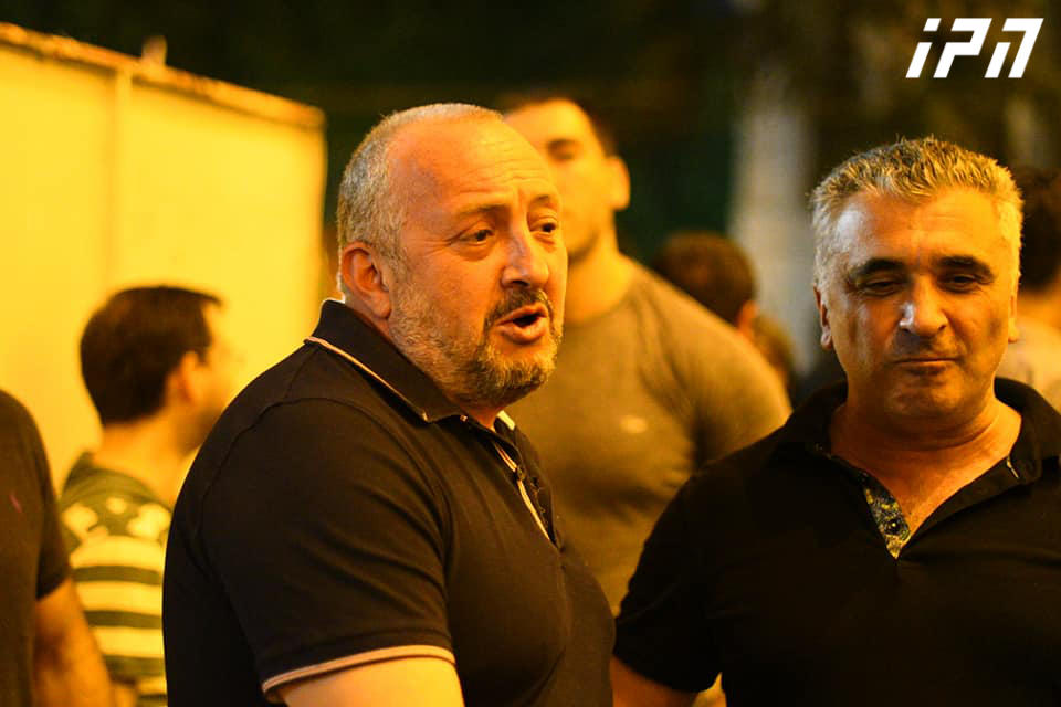 პარლამენტთან მიმდინარე აქციაზე გიორგი მარგველაშვილი მივიდა