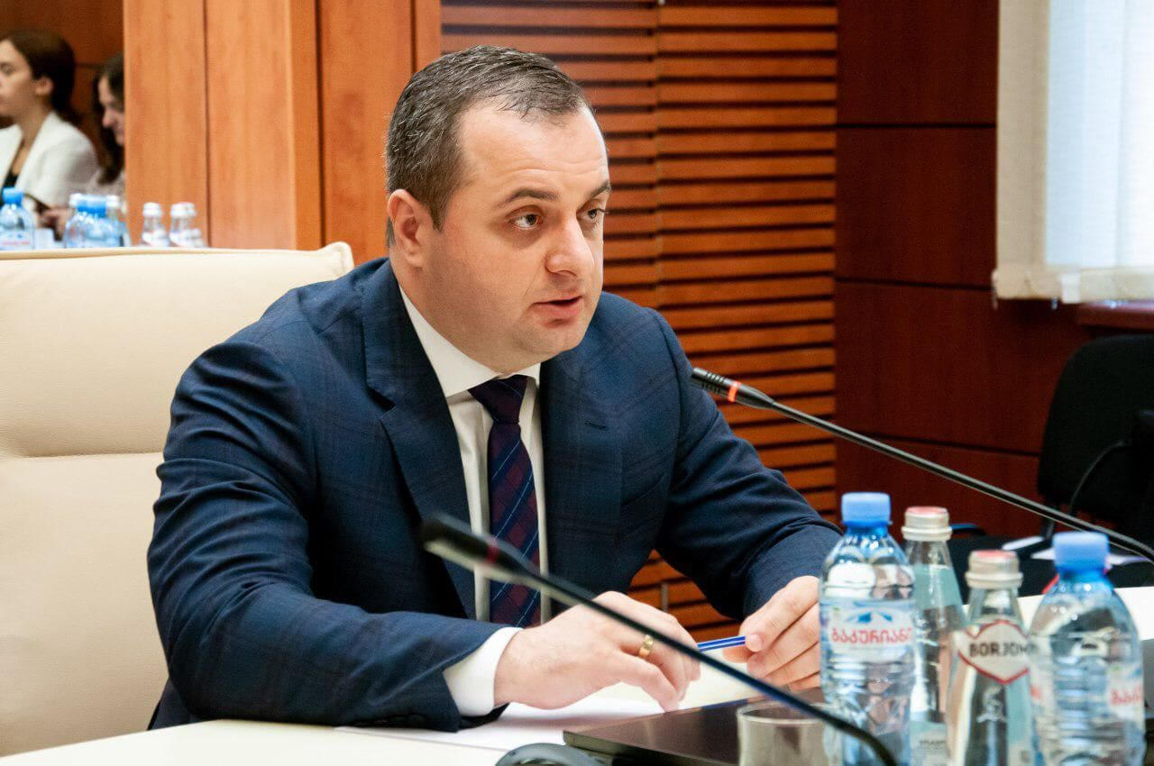 მამუკა ვასაძე აცხადებს, რომ უზენაესი სასამართლოს მოსამართლის თანამდებობაზე გამწესების შემთხვევაში, რომელიმე საქმეზე ვერავინ დაურეკავს