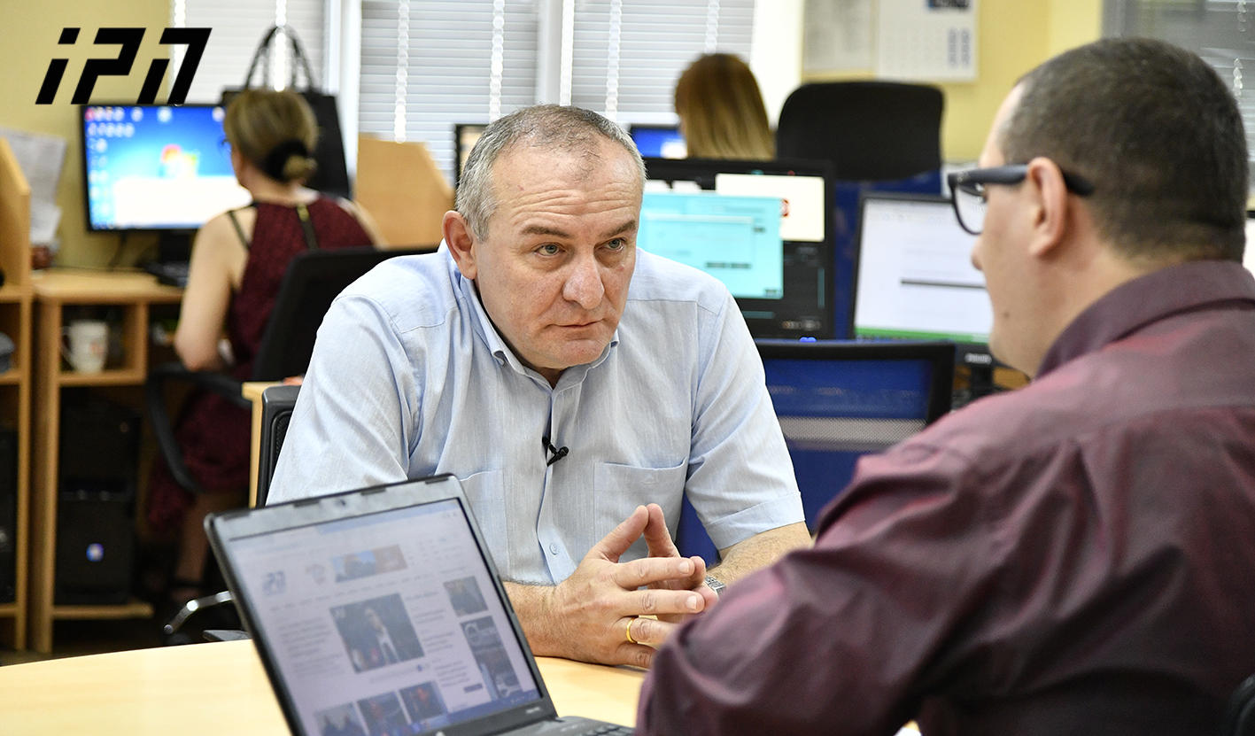 მამუკა კაციტაძე - 20-30 მაჟორიტარი, რომელიც აქამდე არაფრით გამოირჩეოდა, უცებ წამოიმართა და დაუპირისპირდა ივანიშვილს, ეს ხომ უკვე სასაცილოა?