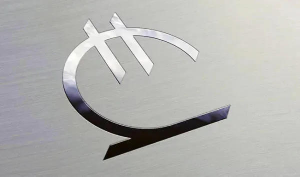 Новый официальный курс доллара – 2.9173 лари