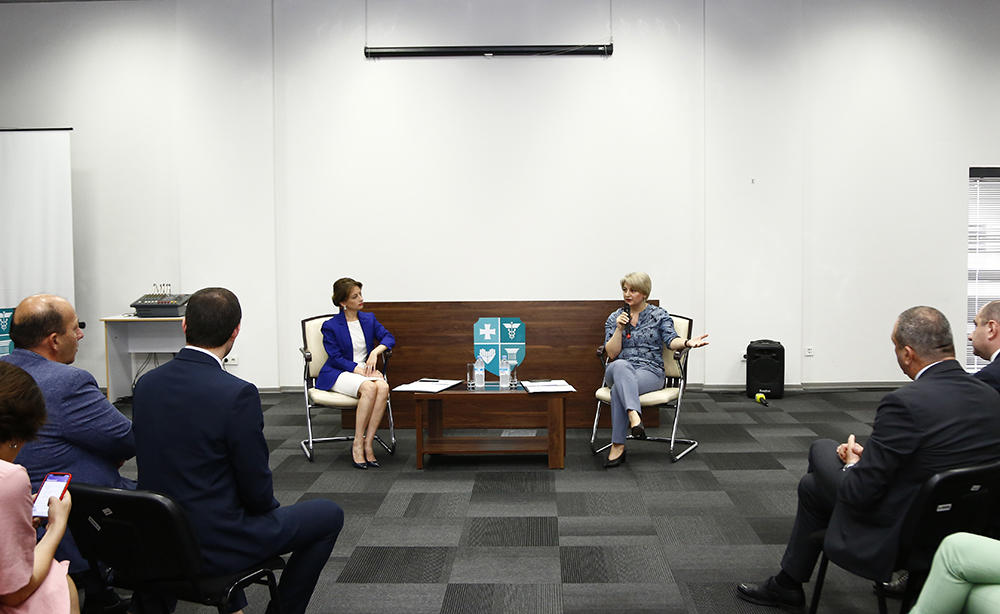 ჯანდაცვის მინისტრი სოციალურ პარტნიორებს შეხვდა