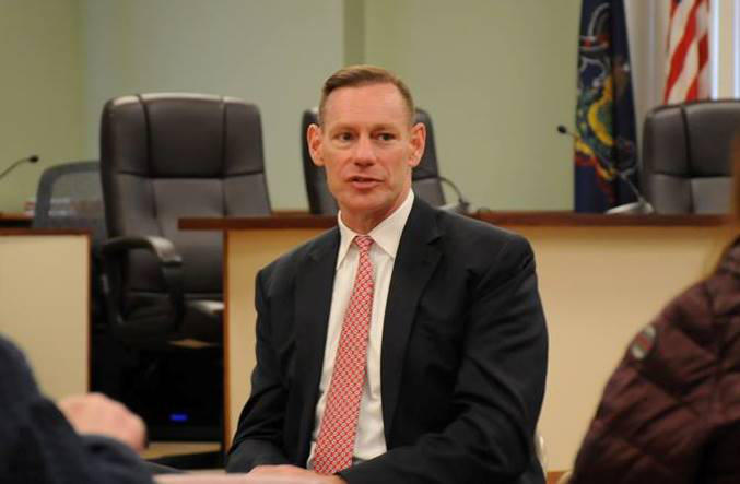 ბობ ჰამილტონი - ერთადერთი, რასაც კობახიძეს უნდა ვუსურვებდეთ, არის უსაფრთხო ფრენა მოსკოვისკენ, როცა მისი მთავრობა დაიშლება