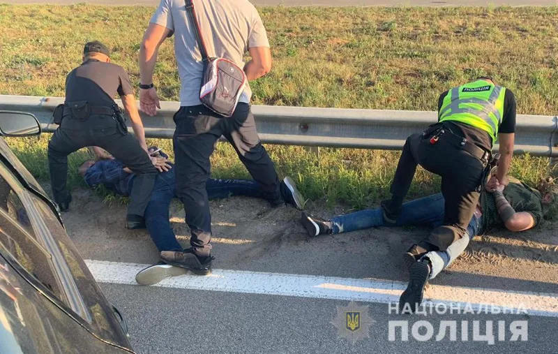 По существующей информации, двое из трех грузин, задержанных в Украине по обвинению в разбое, являются бывшими высокопоставленными чиновниками МВД