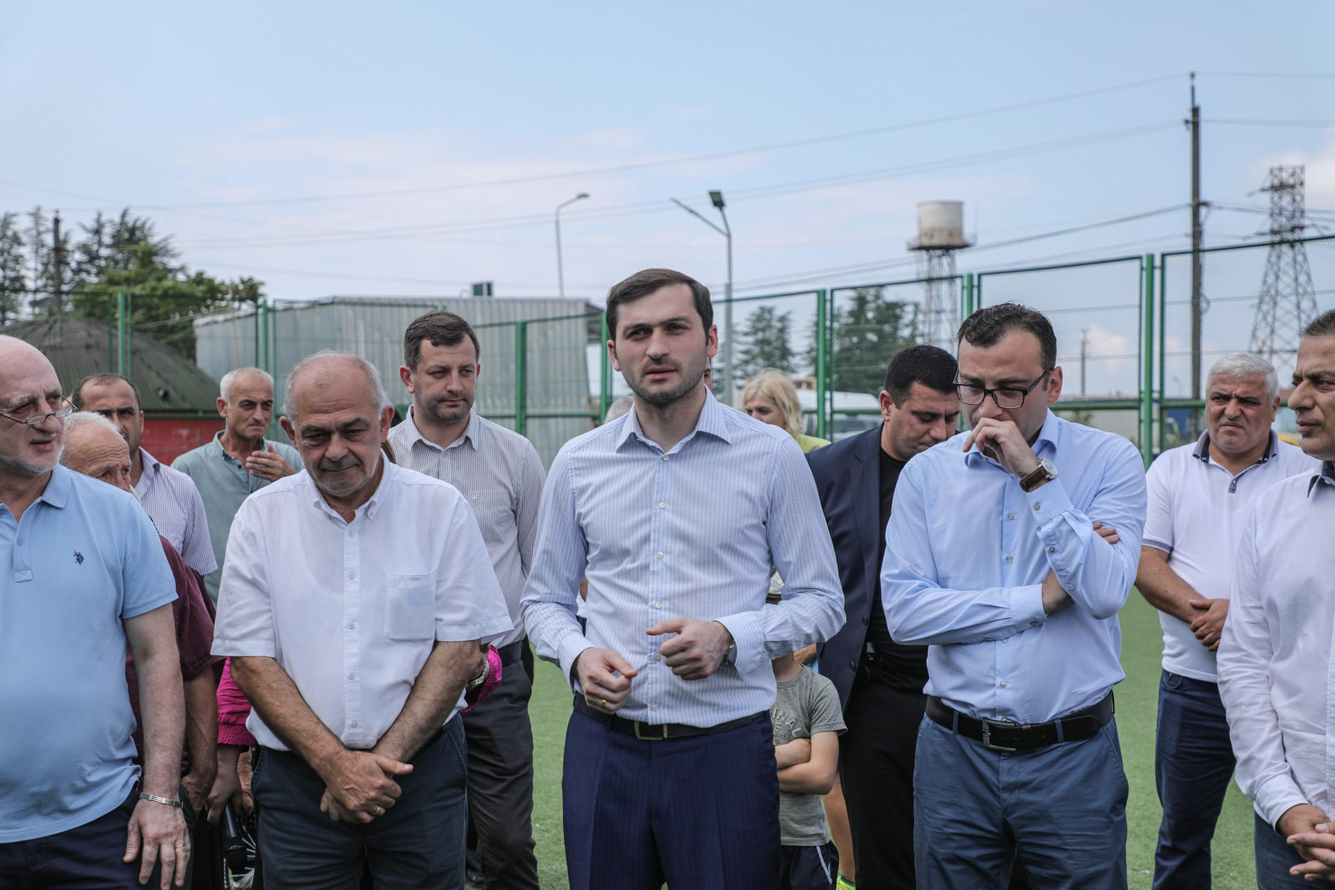 თორნიკე რიჟვაძე ხელვაჩაურის მცხოვრებლებს შეხვდა