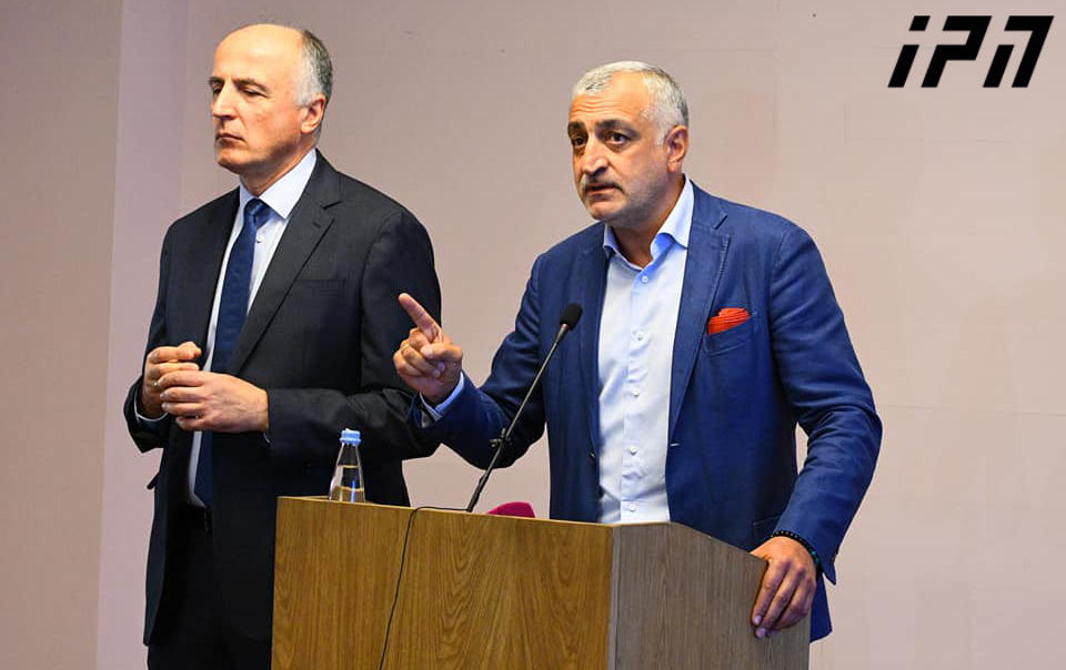 მამუკა ხაზარაძე ბიძინა ივანიშვილს სასაუბროდ ტელეეთერში იწვევს