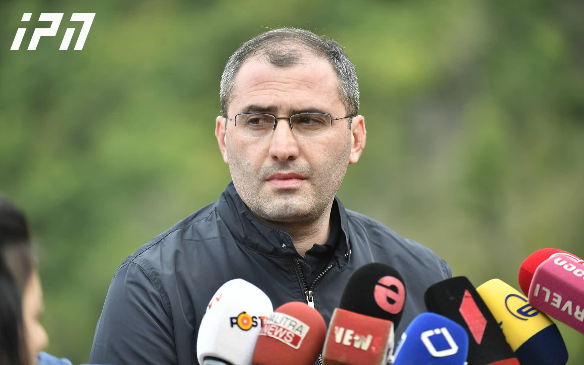 შს მინისტრის მოადგილე - საოკუპაციო ძალების წარმომადგენლებმა განმარტეს, რომ სიტყვა „ულტიმატუმი“ იყო არასწორი ინტერპრეტაცია ჟურნალისტების მხრიდან
