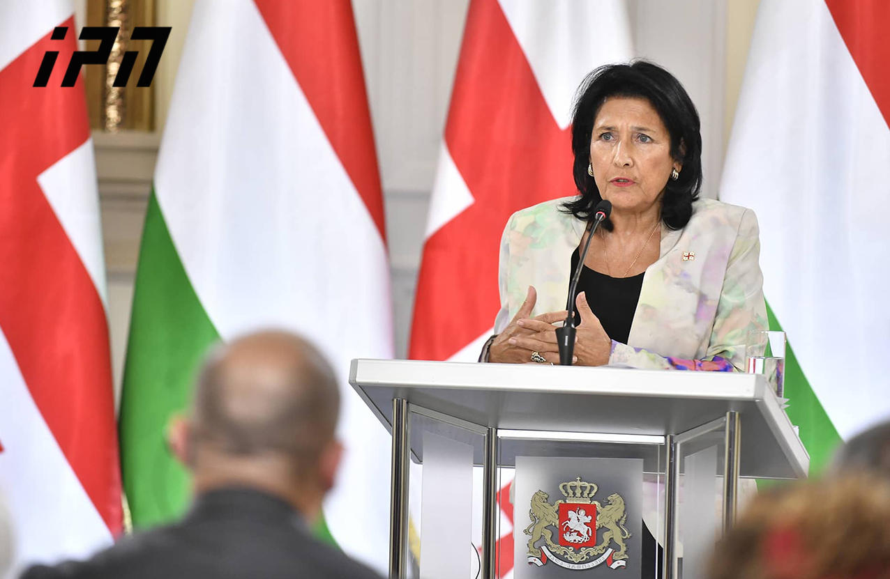 სალომე ზურაბიშვილი პატიმრების შეწყალებაზე მორატორიუმს აცხადებს