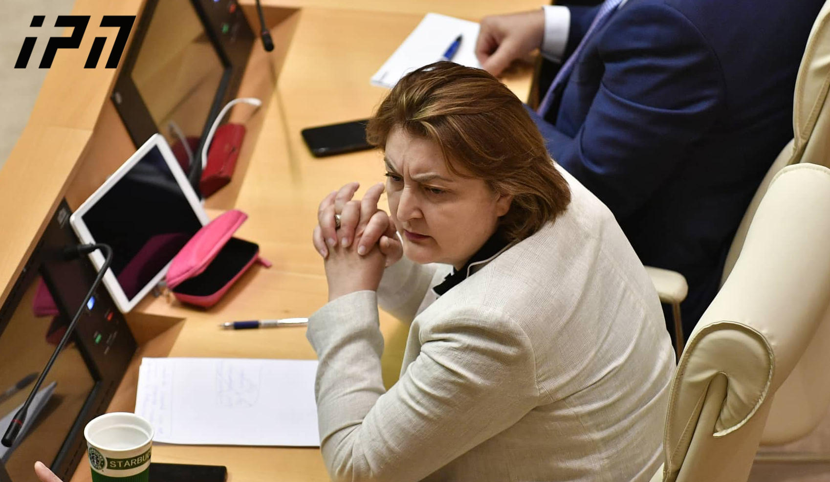 ადა მარშანია კობახიძის განცხადებაზე - საშინლად მაღალი წნევა მქონდა და ამიტომ არ ვიყავი კენჭისყრის დროს - "ნაცმოძრაობა” ჩემთან გადასაბირებლად კი არა, გამარჯობის სათქმელად ახლოს არ მოდის