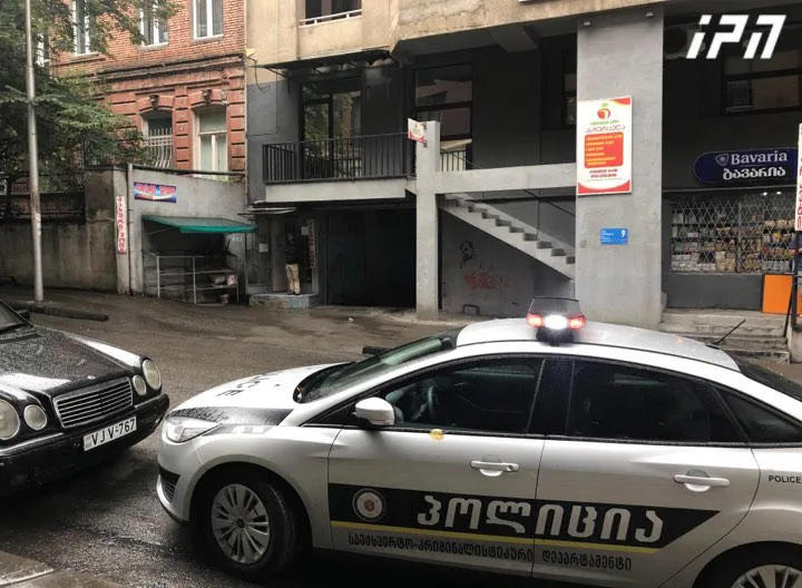 В Тбилиси ранен мужчина
