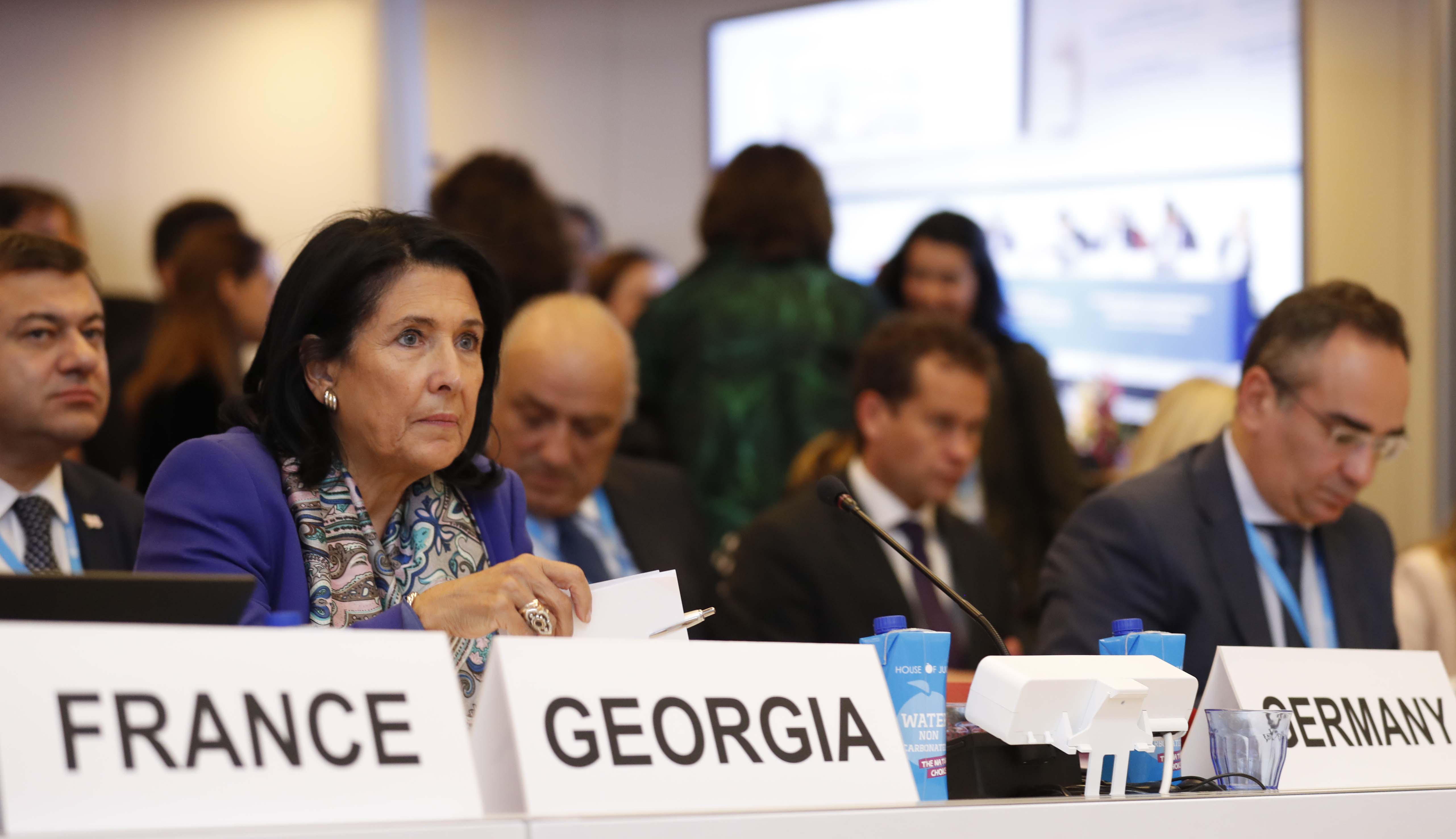 პრეზიდენტი კოპენჰაგენში ჯანდაცვის მსოფლიო ორგანიზაციის რეგიონული ოფისის 69-ე სესიას დაესწრო