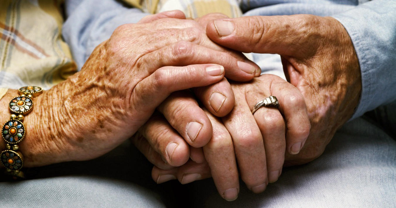 „საქსტატის“ მონაცემებით, საქართველოში ქალები მამაკაცებზე დიდხანს ცოცხლობენ და  მათი სიცოცხლის ხანგრძლივობას შორის განსხვავება 8 წელს შეადგენს