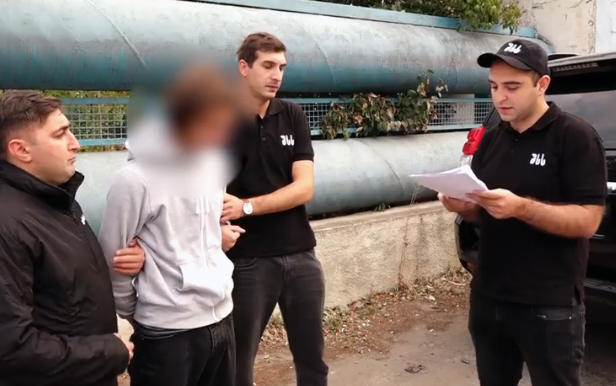 შსს ვარკეთილში, მეცხრე სართულიდან 16 წლის ბიჭის გადმოვარდნის საქმეზე ოფიციალურ ინფორმაციას ავრცელებს