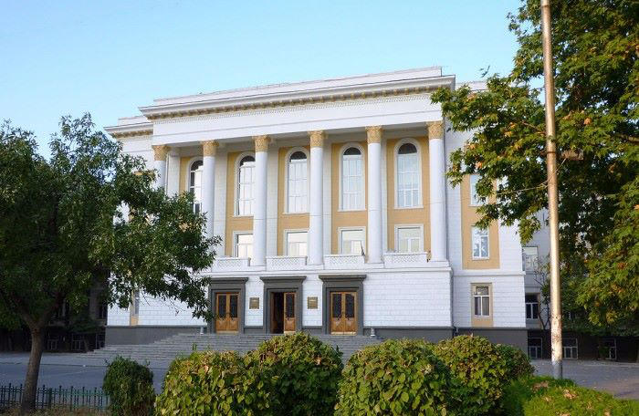 სტუ ბიძინა ივანიშვილს - თქვენი მხარდამჭერები - მოგმართავთ თხოვნით: თქვენი ავტორიტეტითა და სახელმწიფოებრივი პასუხისმგებლობით გვიშუამდგომლოთ, რათა მოგვეწოდოს სრული ინფორმაცია დაგეგმილი რეფორმის შესახებ