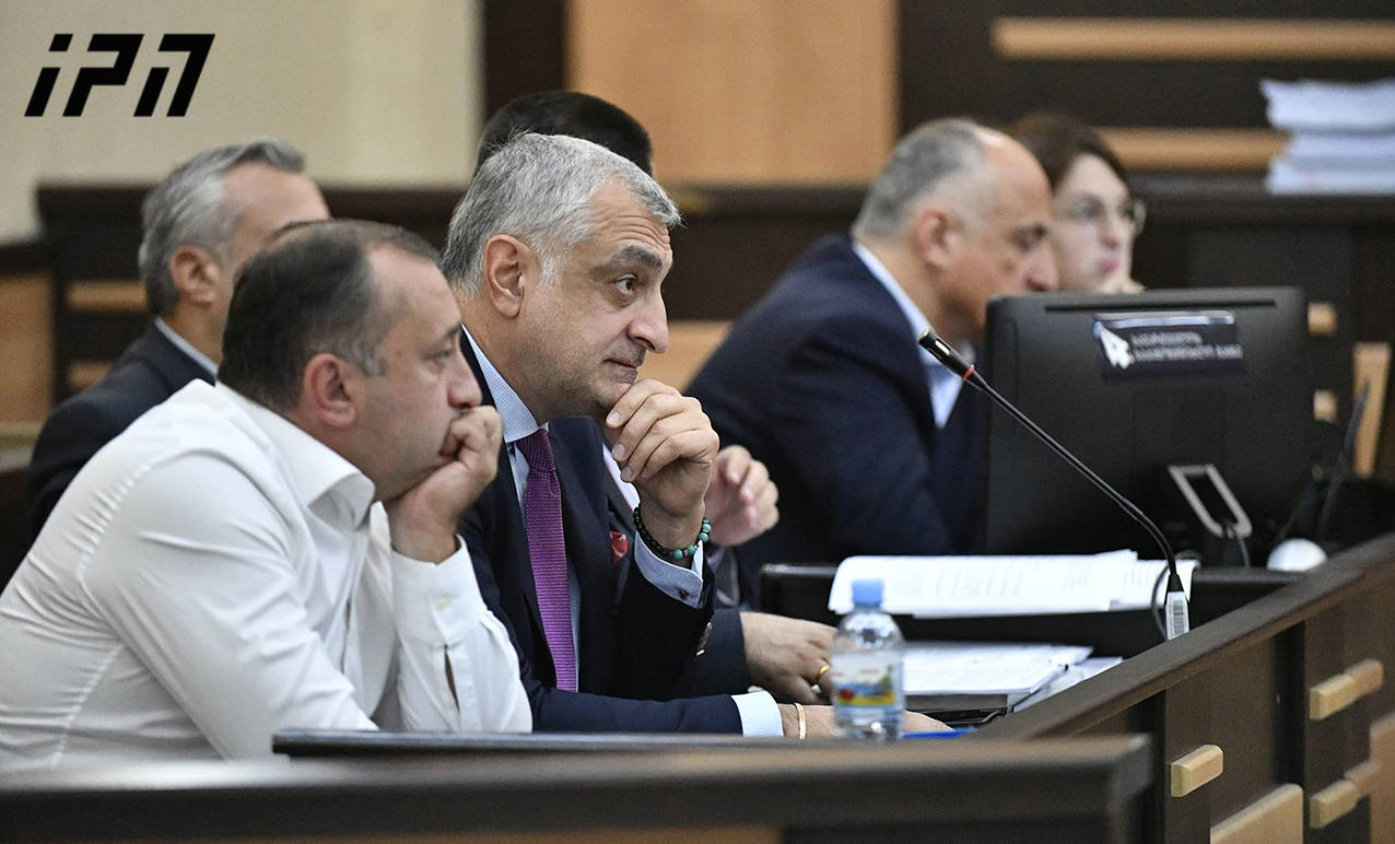 მამუკა ხაზარაძე, ბადრი ჯაფარიძე და ავთანდილ წერეთელი აცხადებენ, რომ თავს დამნაშავედ არ ცნობენ