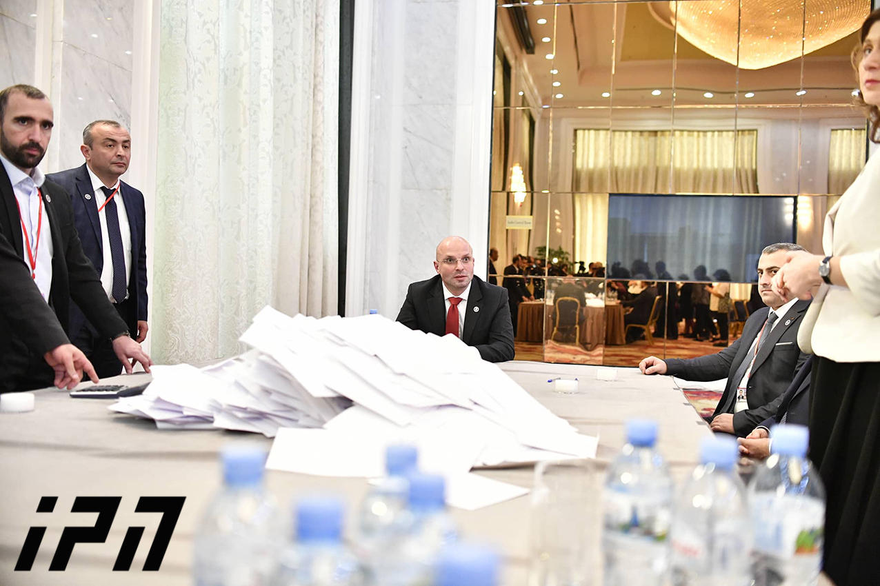 პროკურორთა კონფერენციაზე საპროკურორო საბჭოს 6  წევრი აირჩიეს