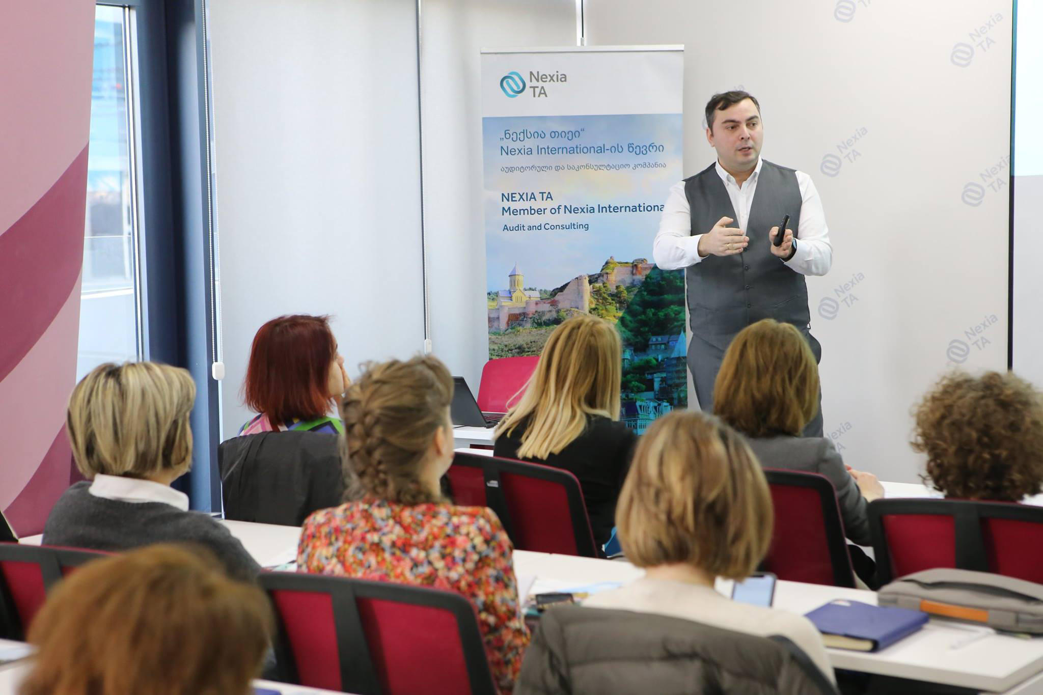 Nexia TA-ს საგადასახადო მენეჯერი -  ფიზიკურ პირებს, რომელთა ოჯახის ჯამური შემოსავალი 2018 წლის მდგომარებით 40 000 ლარს აღემატება, დეკლარაციის წარდგენის ვადა1 ნოემბერს ეწურებათ