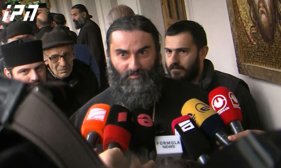 მეუფე გრიგოლი - ამ ზაფხულს  ჭყონდიდის ეპარქიაში ვიმყოფებოდი, რათა მეთქვა მეუფე პეტრესთვის, რომ მისულიყო  პატრიარქთან,  შერიგებოდა და შენდობა ეთხოვა