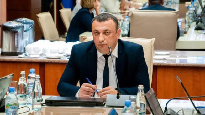 იურიდიულ კომიტეტზე უზენაესი სასამართლოს მოსამართლეობის კანდიდატ გოჩა ჯეირანაშვილს მოუსმენენ