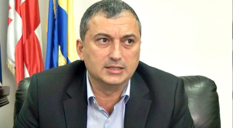 არსებული ინფორმაციით, ფოთის საკრებულოს თავმჯდომარე ირაკლი კაკულია დააკავეს