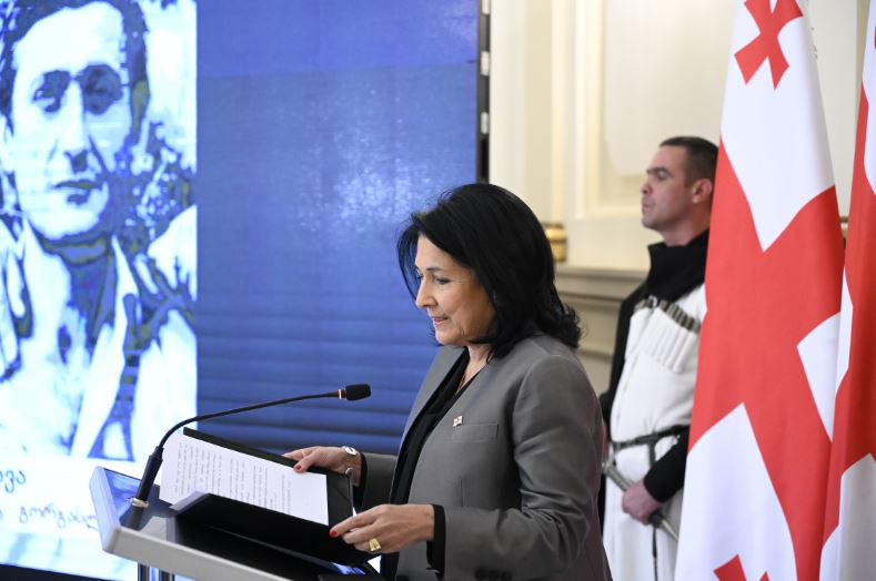 პრეზიდენტმა ავთანდილ იოსელიანს ეროვნული გმირის წოდება მიანიჭა და ომისა და თავდაცვის ძალების ვეტერანები სახელმწიფო ჯილდოებით დააჯილდოვა