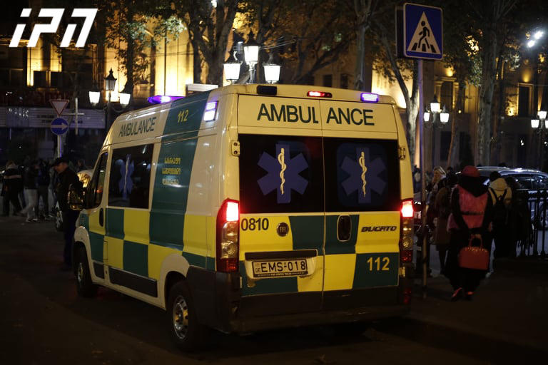 ჯანდაცვის სამინისტრო - პარლამენტთან განვითარებული მოვლენების შედეგად ჰოსპიტალიზირებული ყველა პაციენტი ბინაზეა გაწერილი