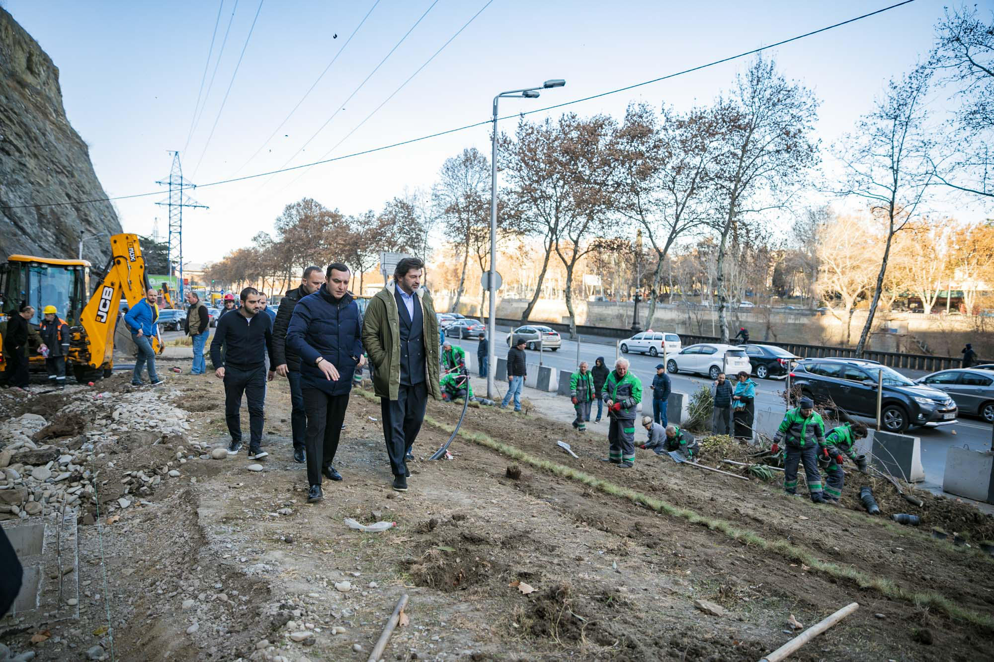 კახა კალაძე - თამარ მეფის სახელობის ხიდის პანდუსზე სამუშაოები 25 დეკემბრისთვის დასრულდება
