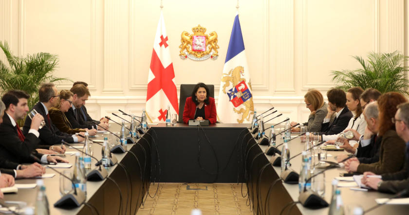 ​​ვაჟა გაფრინდაშვილისთვის პატიმრობის შეფარდებასთან დაკავშირებით პრეზიდენტმა დიპლომატიურ კორპუსთან საგანგებო შეხვედრა მოიწვია