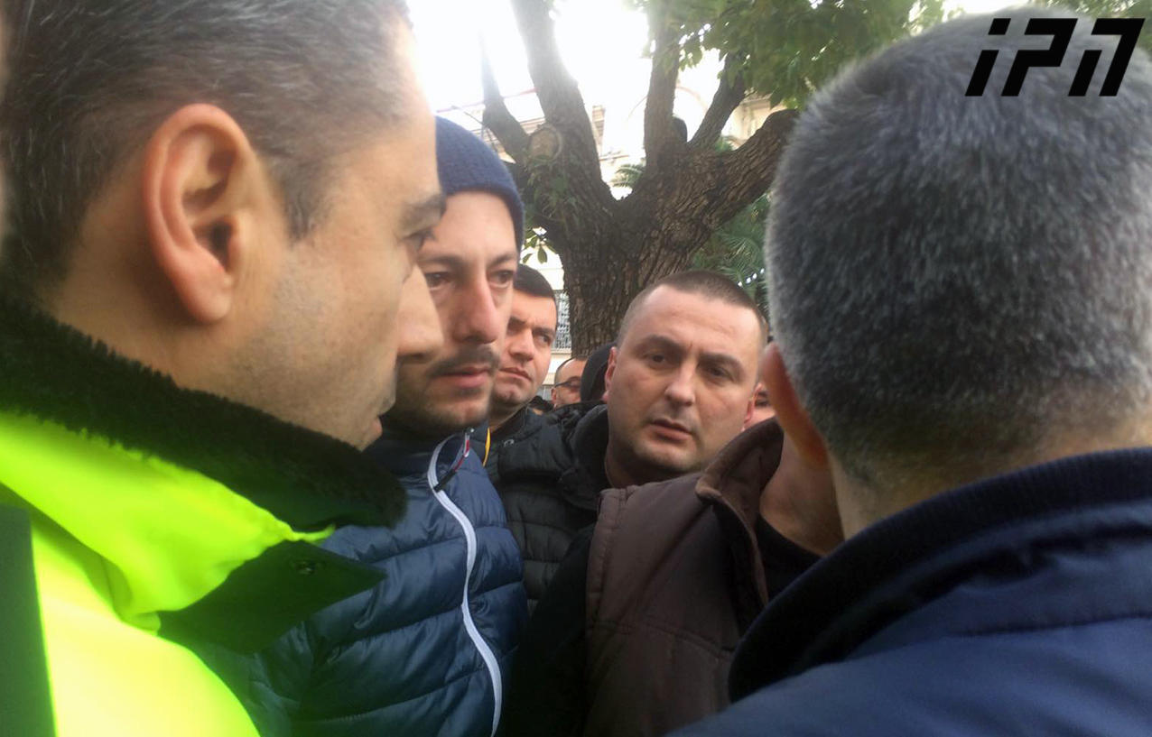 ფოთში მიმდინარე აქციაზე ხმაური და დაპირისპირება იყო