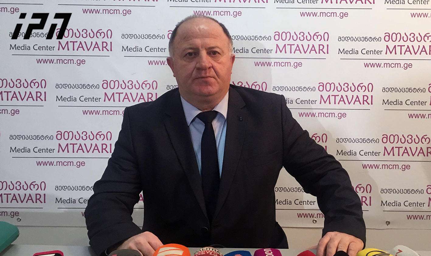 ცოტნე გამსახურდიას დაჭრაში ბრალდებული ტატო ღარიბაშვილის ადვოკატი აცხადებს, რომ მისი დაცვის ქვეშ მყოფს ჯანმრთელობასთან დაკავშირებული პრობლემები აქვს