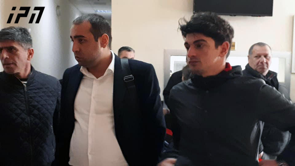 7 თვის ჩვილის მკვლელობაში ბრალდებული არასრულწლოვნის მეუღლის სასამართლო პროცესი მიმდინარეობს