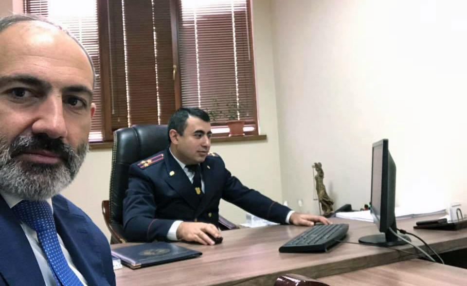 ნიკოლ ფაშინიანი სომხეთის საგამოძიებო კომიტეტში დაკითხეს